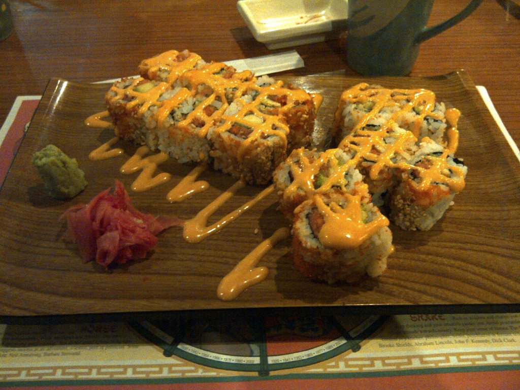 spicy tuna maki